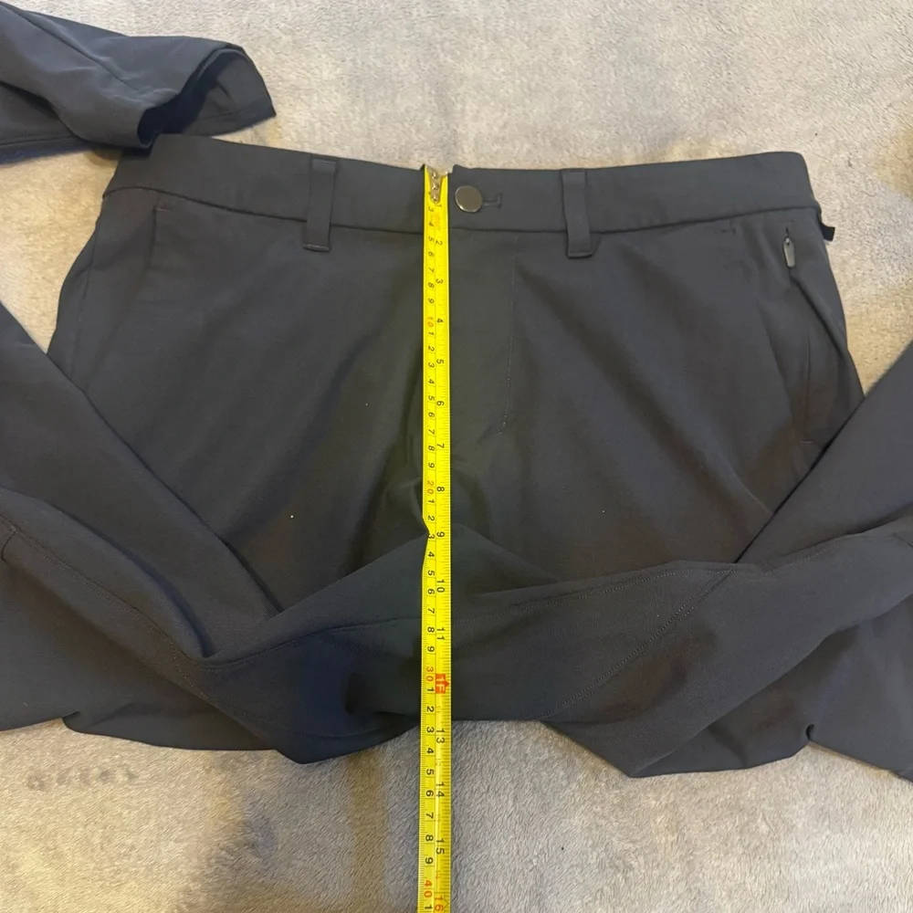 Lululemon ABC Pants Men's 32 Navy Blue Slim Fit Stretch Casual Golf Travel